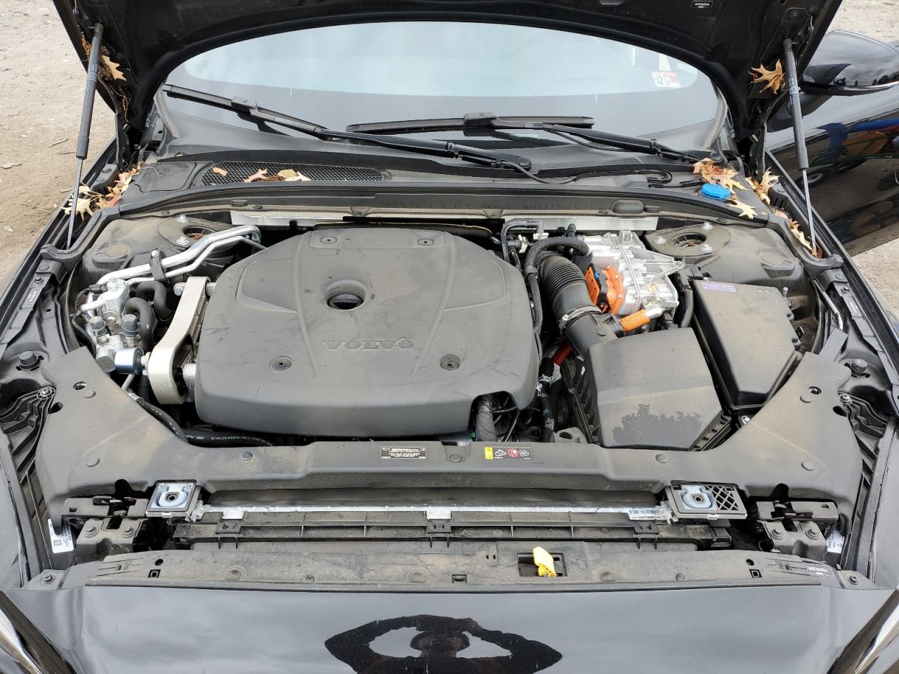 2022 VOLVO S60 T8 RECHARGE R-DESIGN VIN:7JRH60FD6NG193542