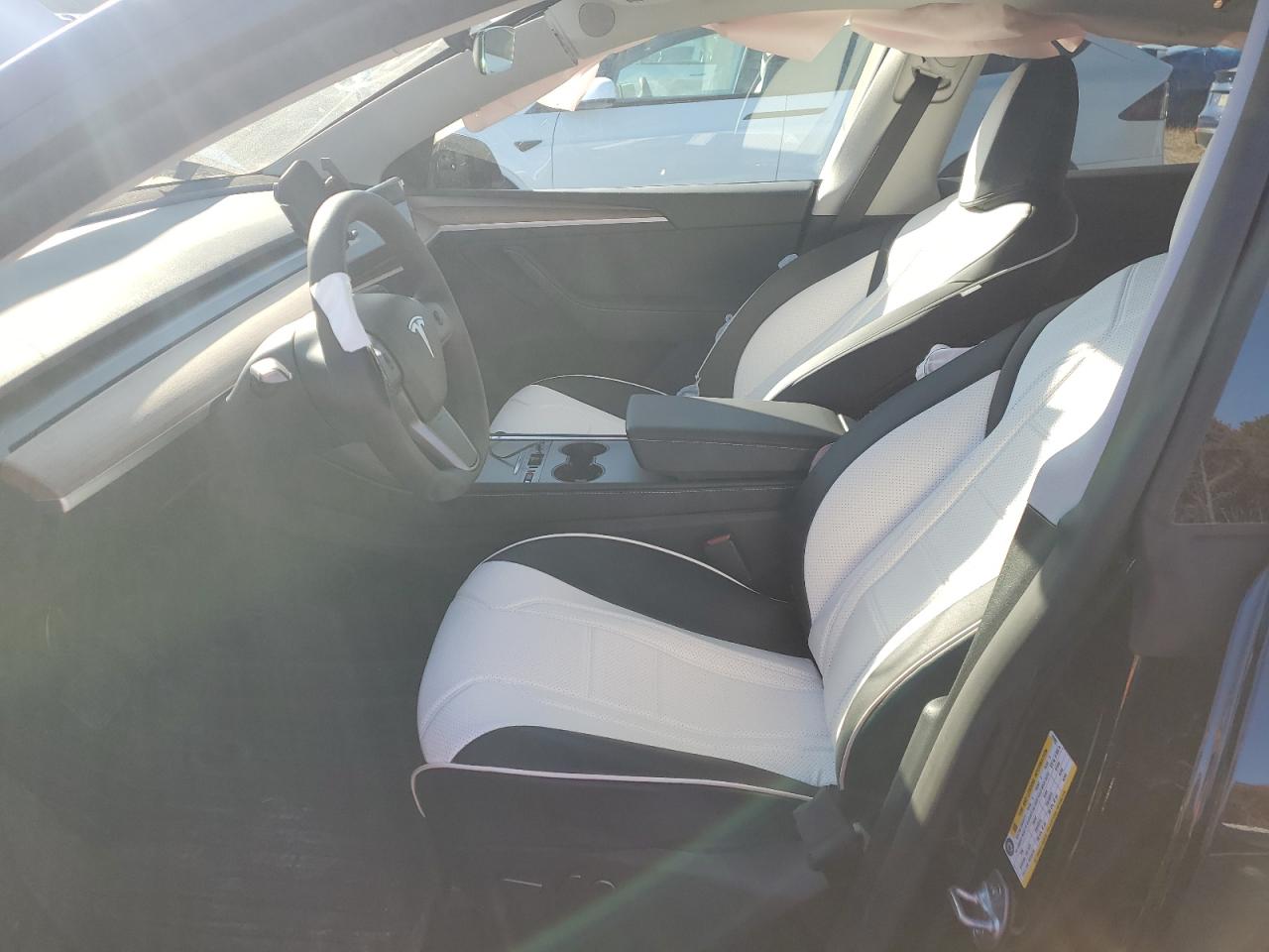 2023 TESLA MODEL Y  VIN:7SAYGDEE3PA197087