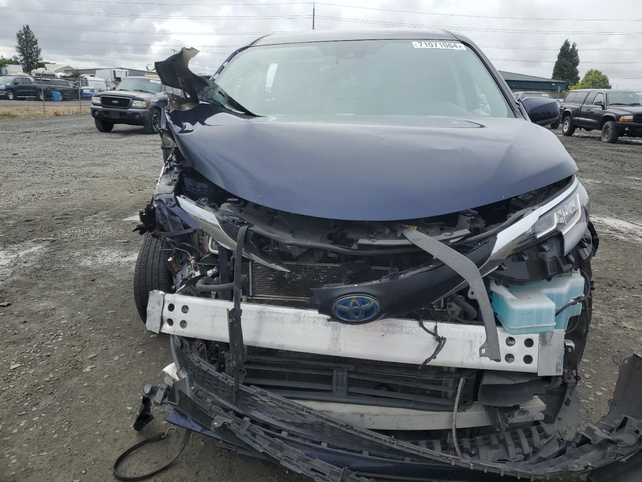 2023 TOYOTA SIENNA LE VIN:5TDKRKEC8PS141001