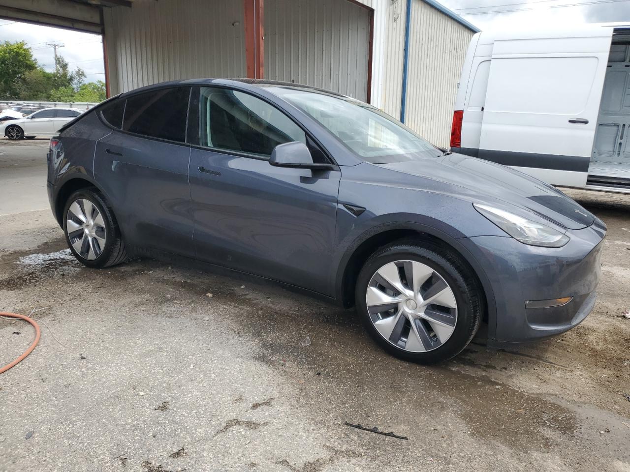 2023 TESLA MODEL Y  VIN:7SAYGDEEXPA200339