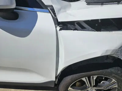 2021 Volvo XC40 VIN: