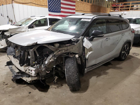 2022 TOYOTA HIGHLANDER XSE VIN:5TDJZRBH7NS203201