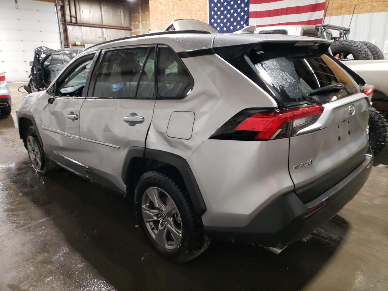 2024 TOYOTA RAV4 XLE VIN:2T3P1RFV5RC447338
