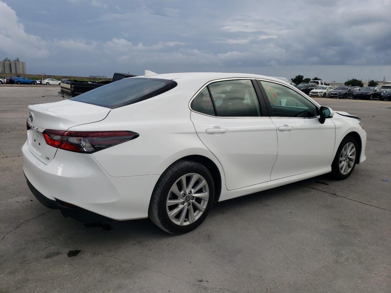 2024 TOYOTA CAMRY LE VIN:4T1C11AK4RU205743