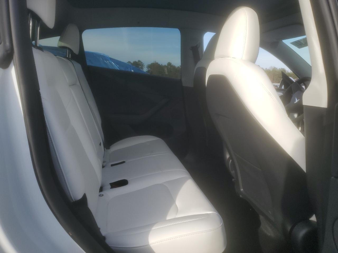 2023 TESLA MODEL Y  VIN:7SAYGDEE3PA190320