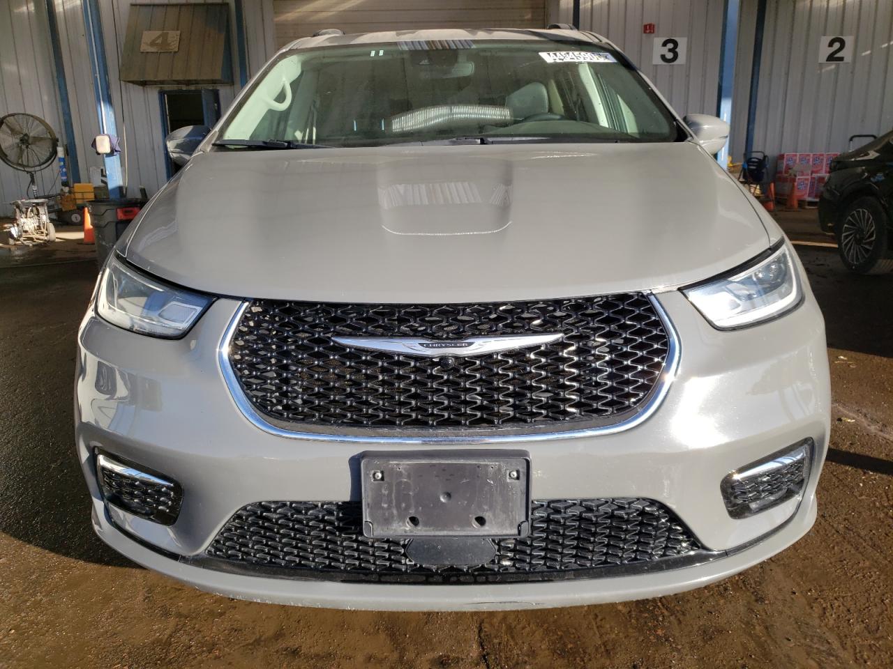 2022 CHRYSLER PACIFICA TOURING L VIN:2C4RC1BG1NR176504