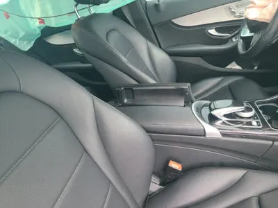 2015 Mercedes-Benz C 200 VIN: