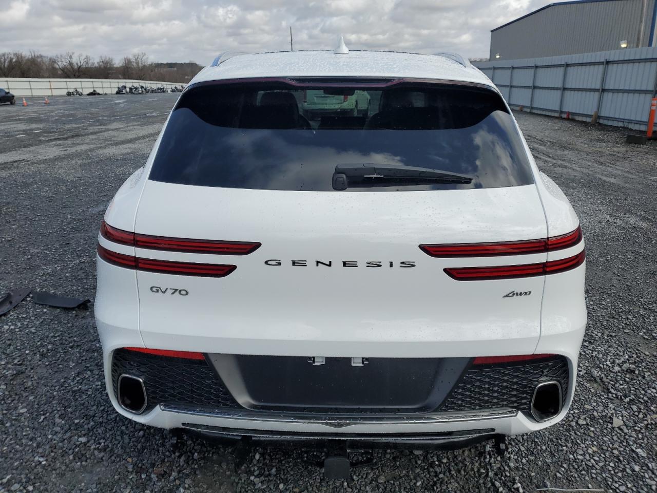 2023 GENESIS GV70 BASE VIN:KMUMADTB8PU118977