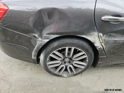 2015 maserati gibli VIN: