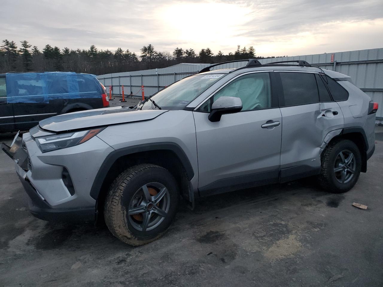 2022 TOYOTA RAV4 XLE PREMIUM VIN:4T3B6RFV1NU068468