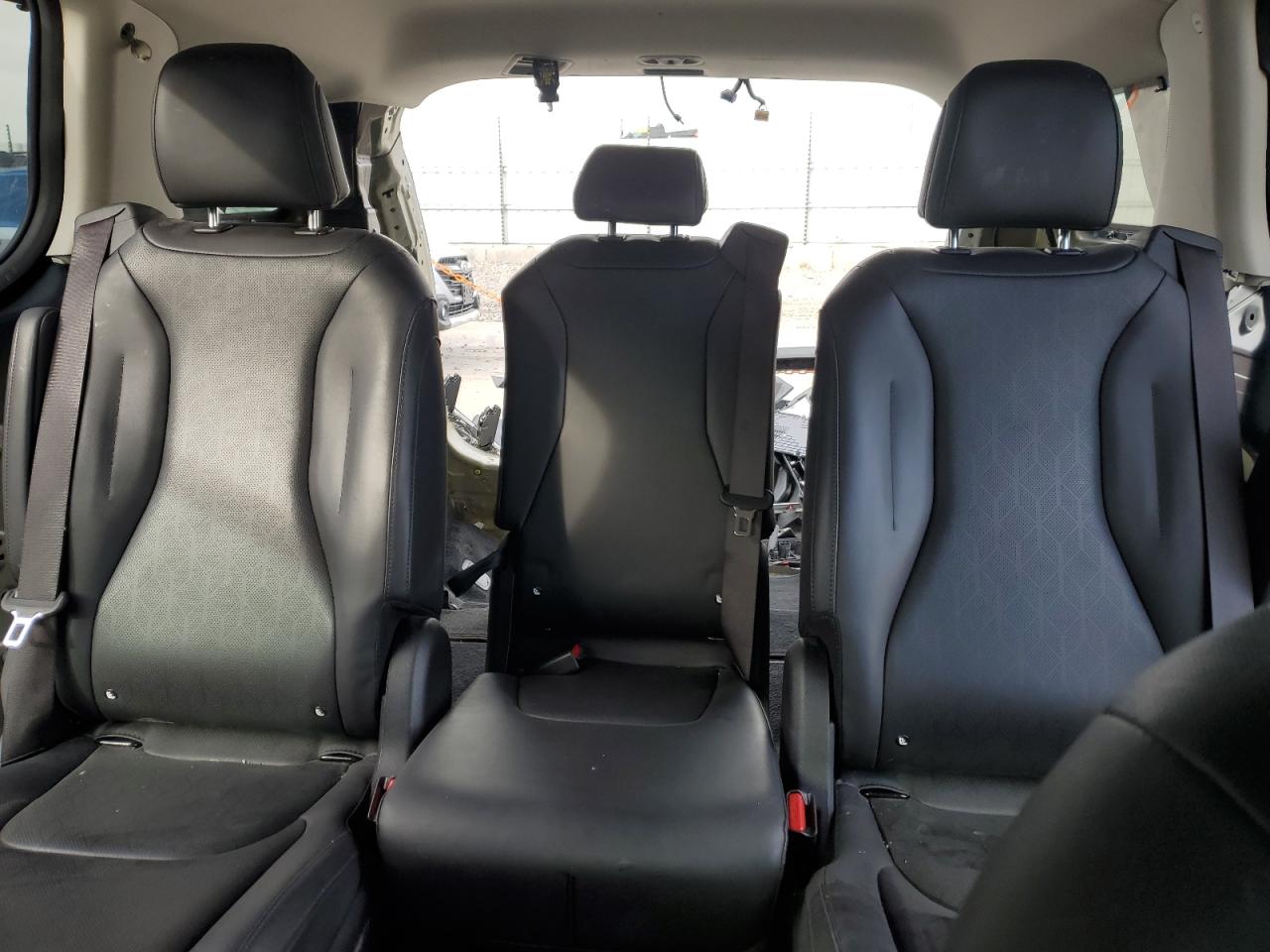 2023 KIA CARNIVAL EX VIN:KNDNC5H32P6198936
