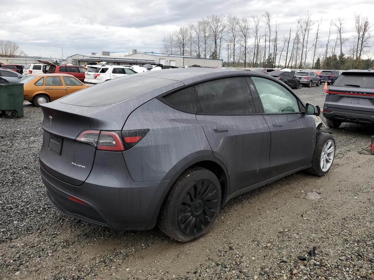 2023 TESLA MODEL Y  VIN:7SAYGDEE8PF927644