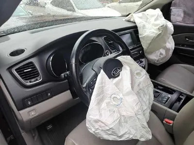 2017 Kia Carnival VIN: