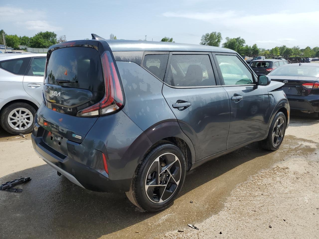 2023 KIA SOUL EX VIN:KNDJ33AU6P7198177