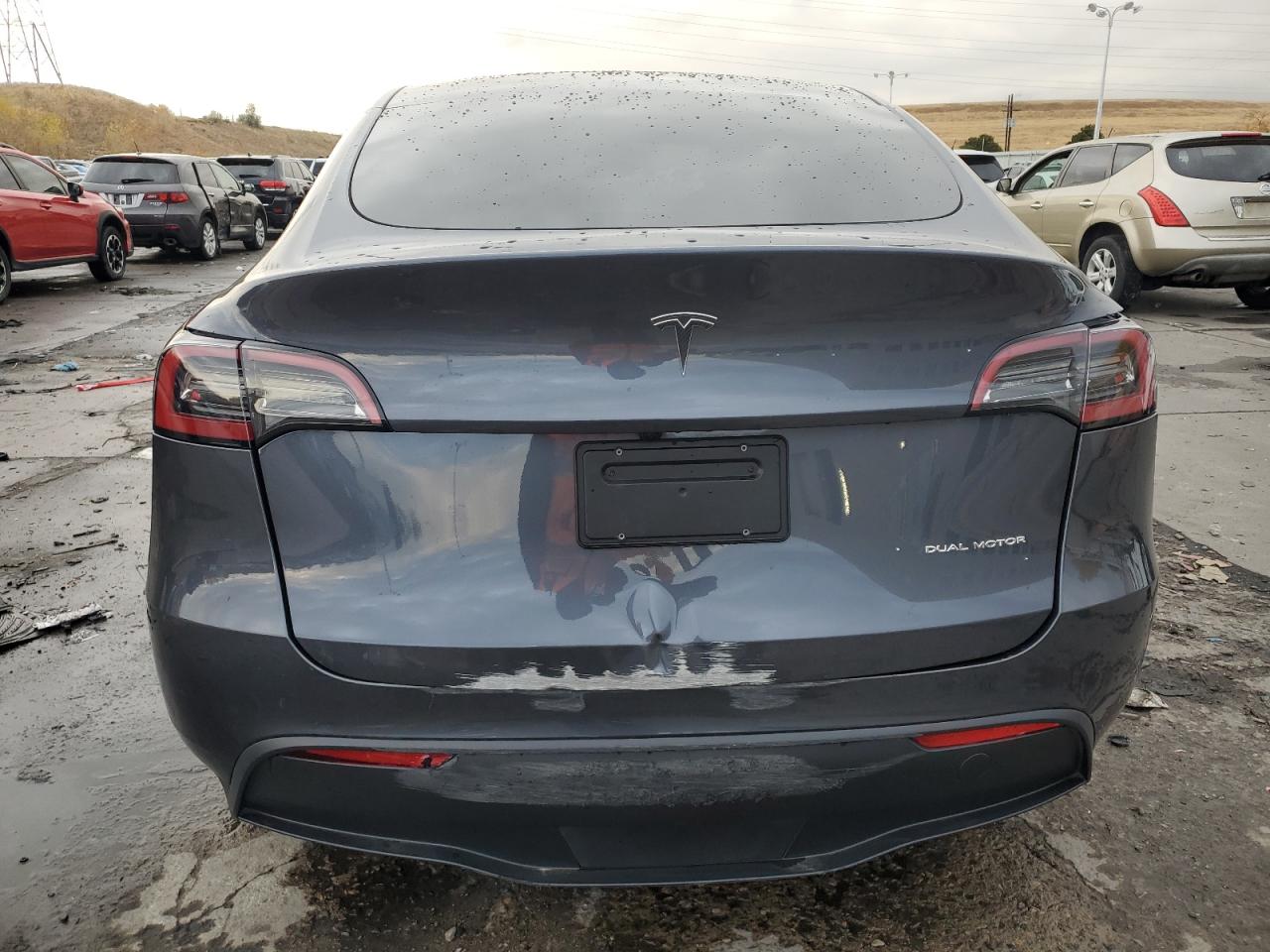 2023 TESLA MODEL Y  VIN:7SAYGDEE7PF879523