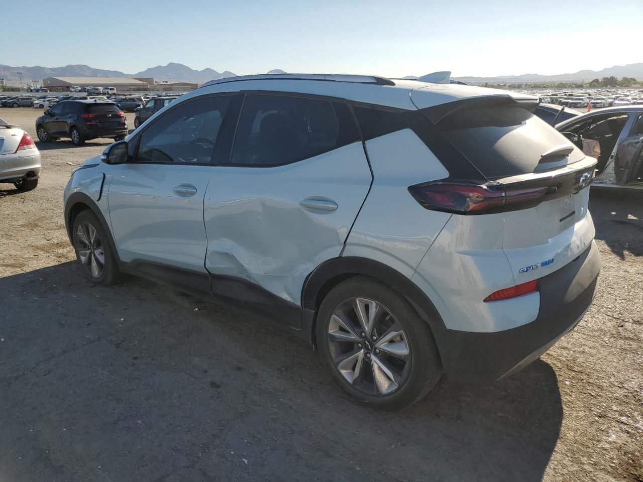 2022 CHEVROLET BOLT EUV LT VIN:1G1FY6S0XN4109769