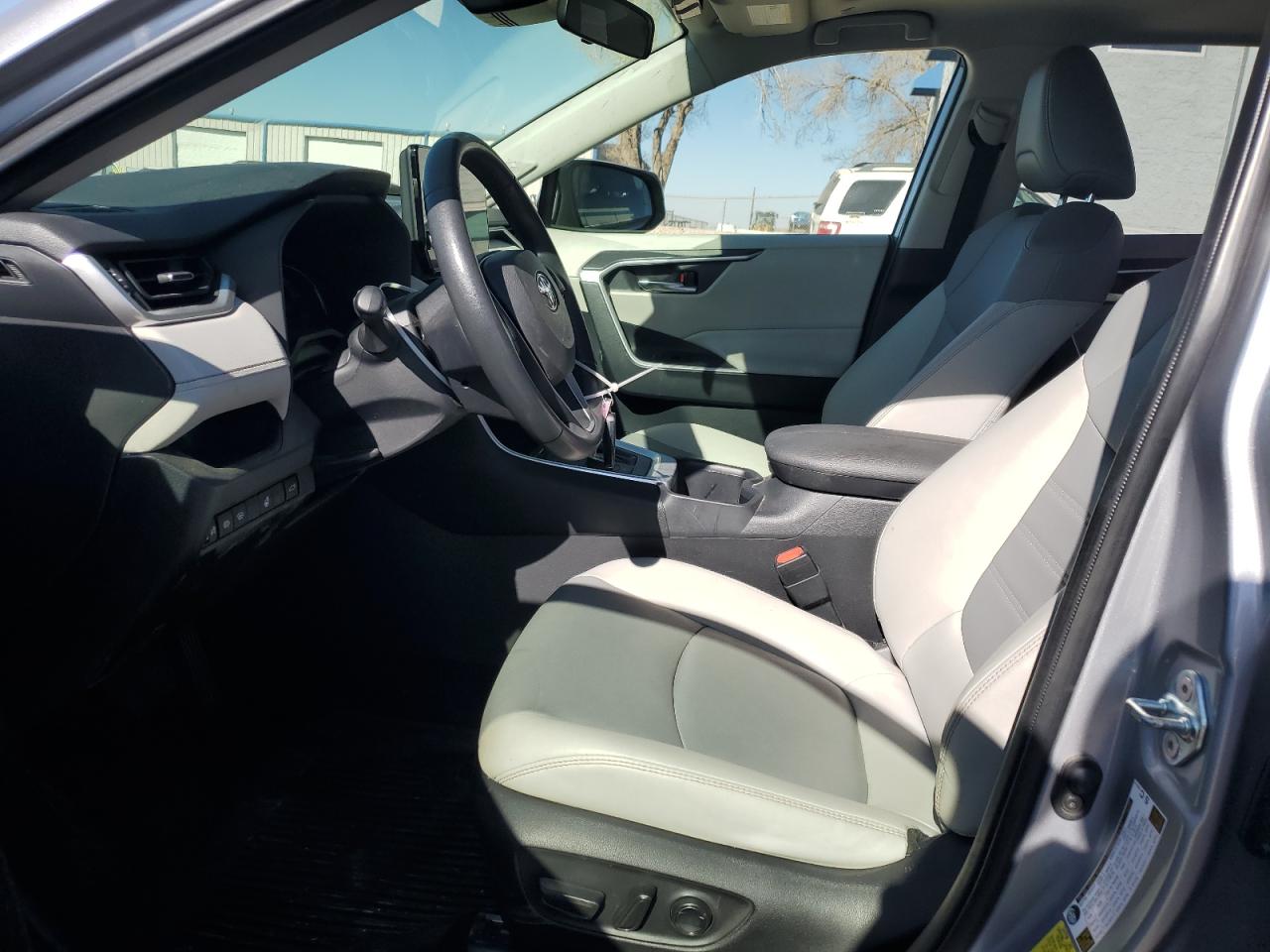 2023 TOYOTA RAV4 XLE PREMIUM VIN:JTMB6RFV8PD097918