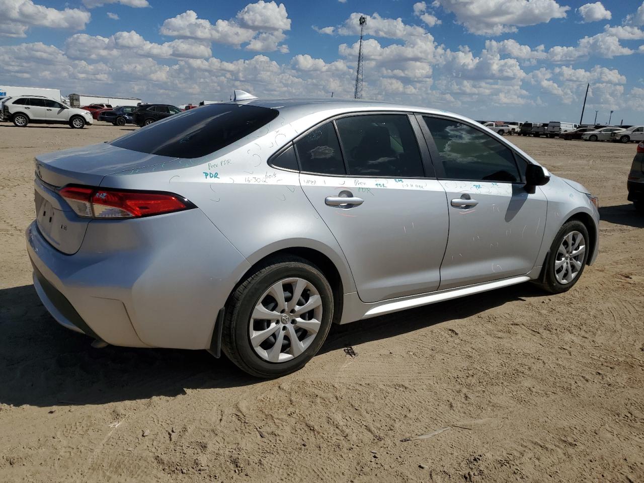 2022 TOYOTA COROLLA LE VIN:JTDEPMAEXNJ229189