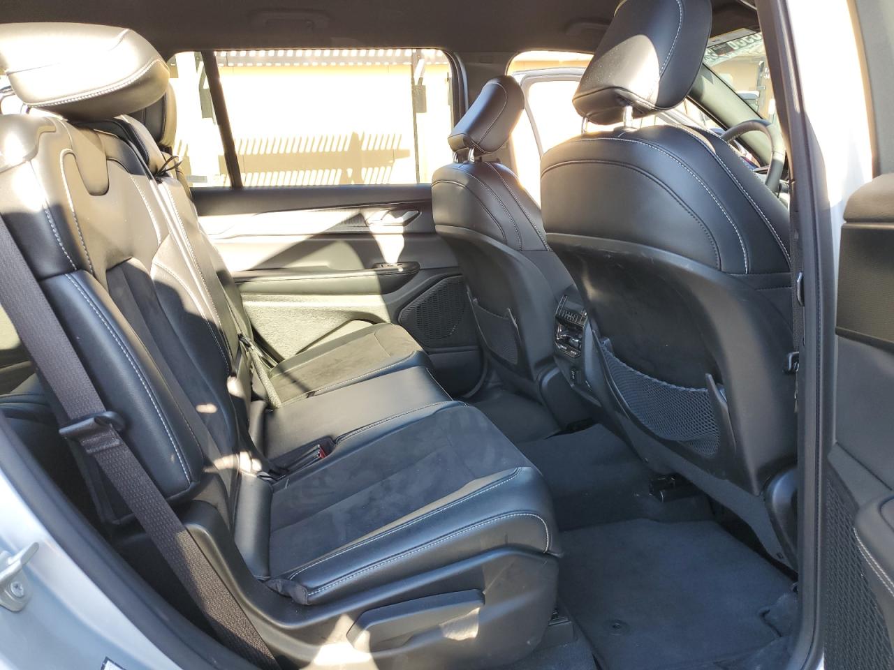 2024 JEEP GRAND CHEROKEE L LAREDO VIN:1C4RJKAG4R8556757