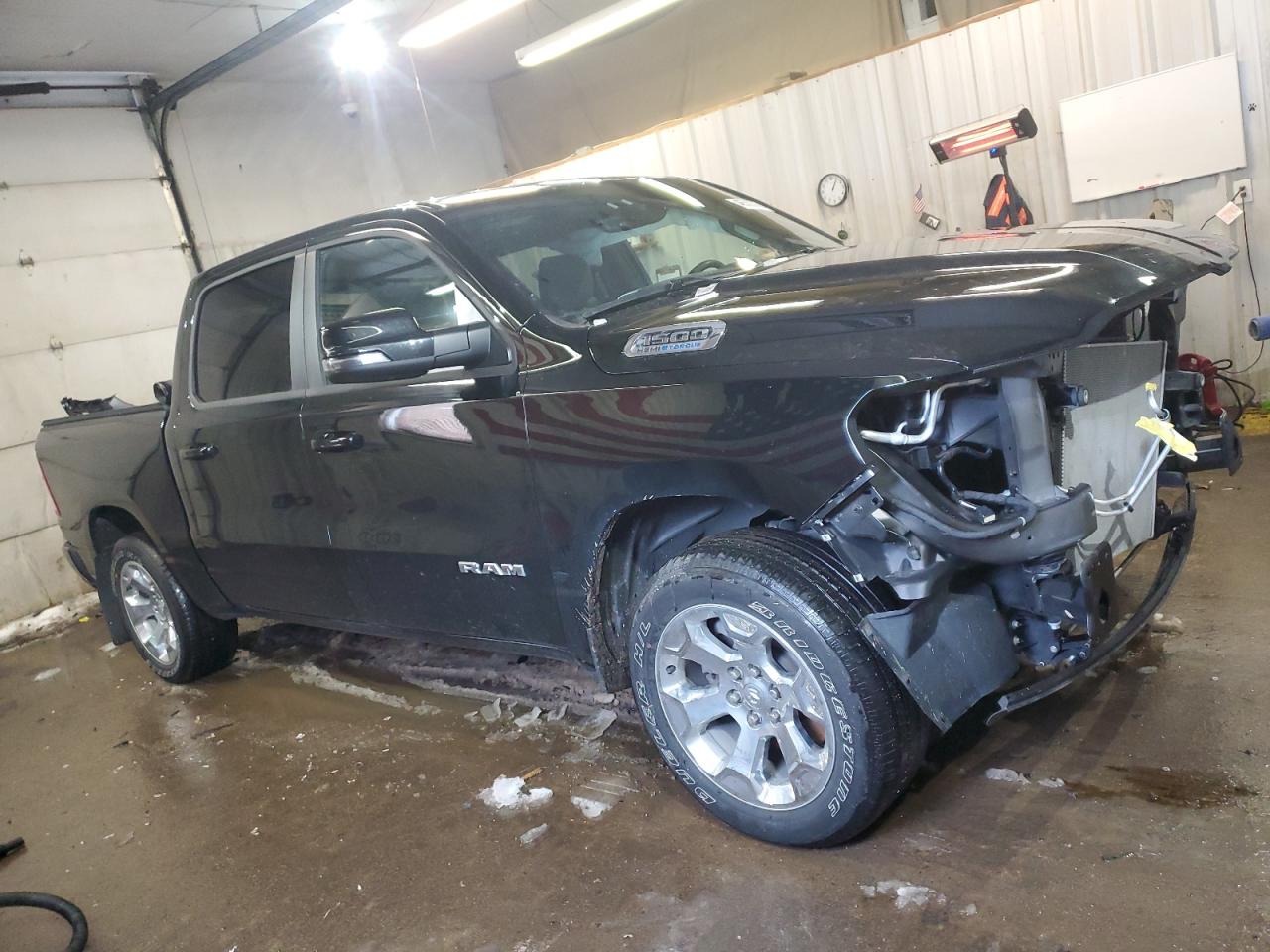 2024 RAM 1500 BIG HORN/LONE STAR VIN:1C6SRFFT3RN105058