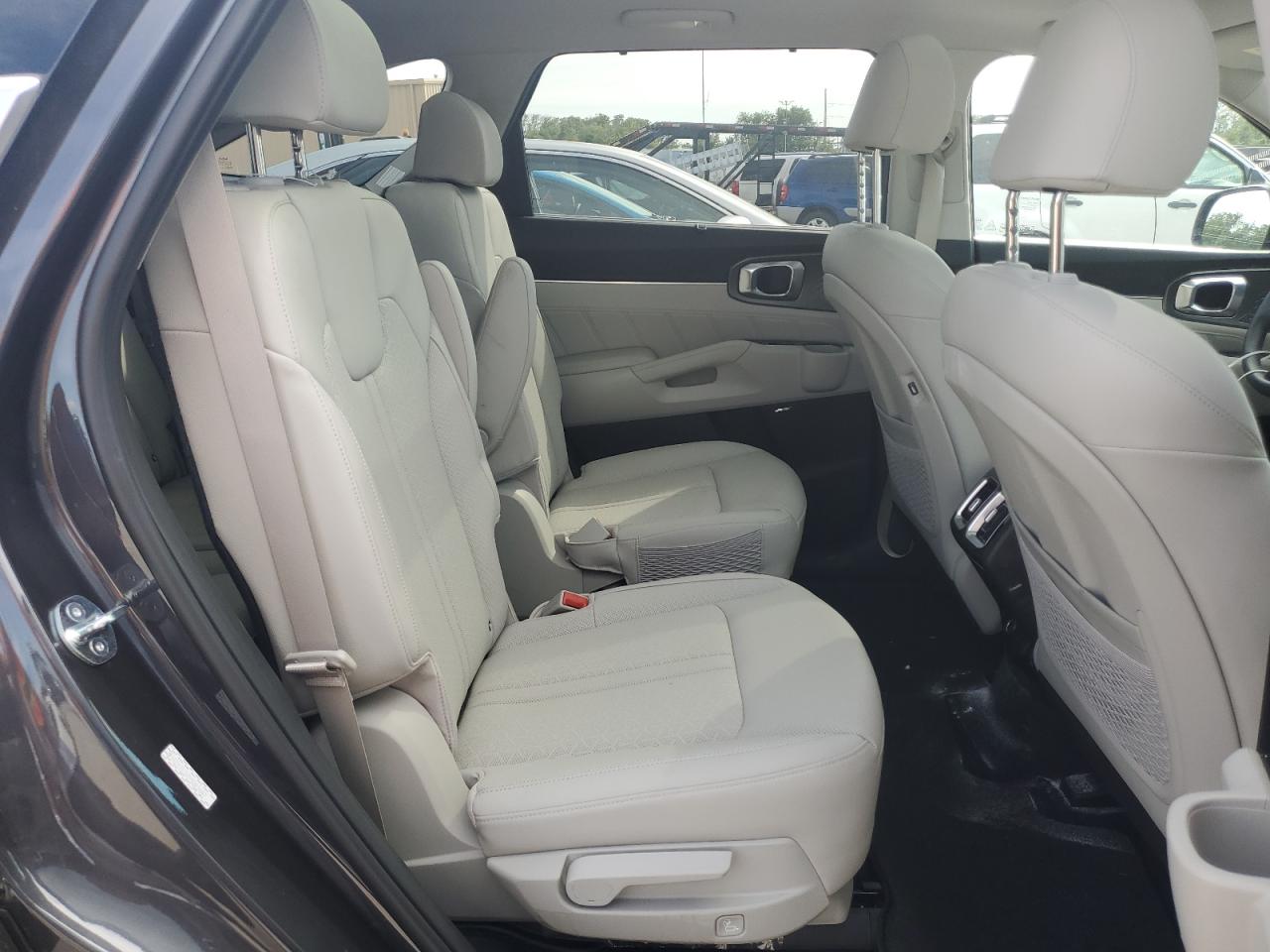 2023 KIA SORENTO SXP VIN:KNDRKDLG2P5203647