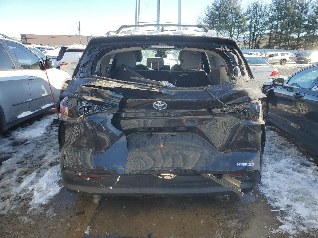 2024 TOYOTA SIENNA LE VIN:3CZRZ2H52RM736564