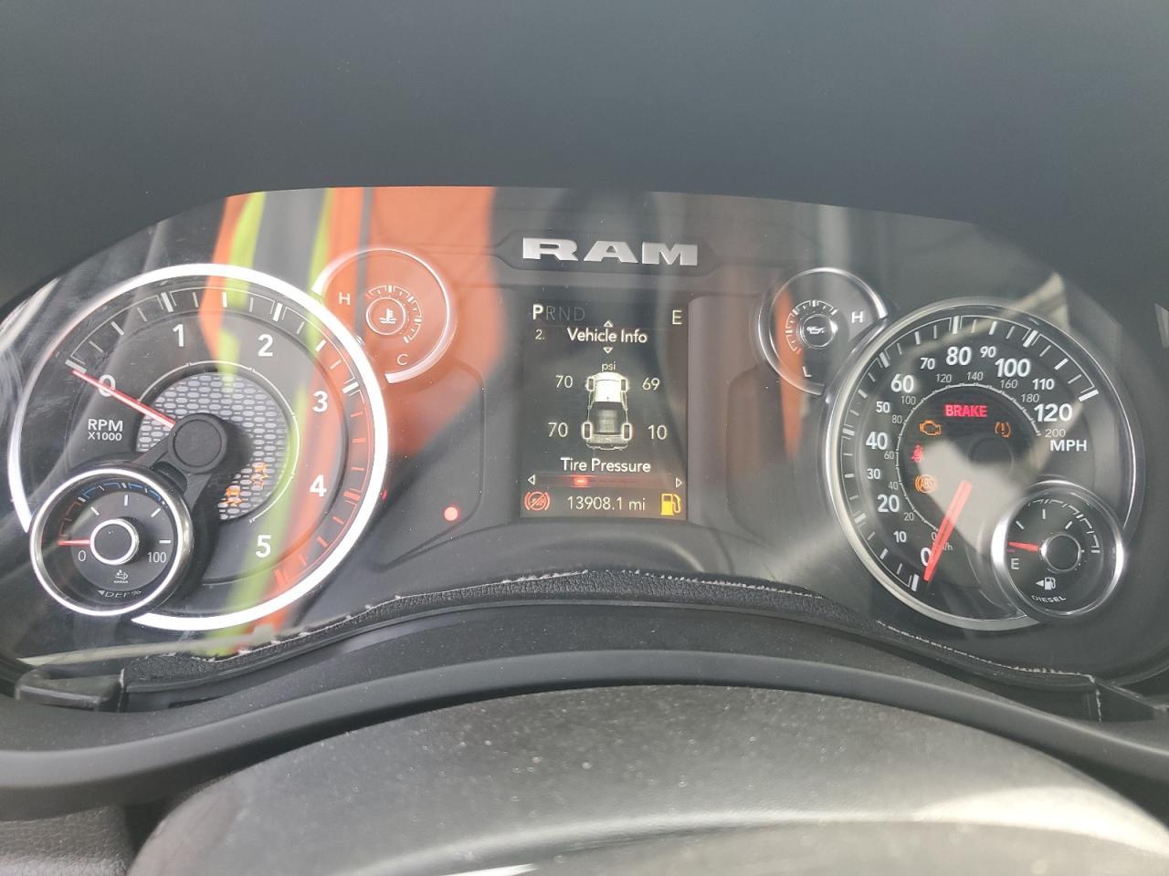2024 RAM 2500 TRADESMAN VIN:3C6UR5CL2RG325226