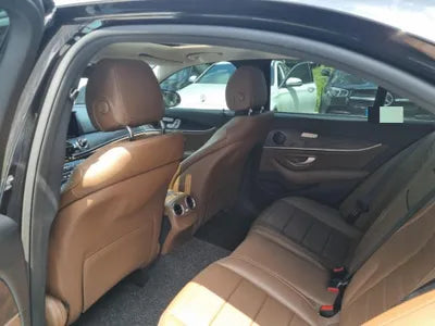 2017 Mercedes-Benz E 200 VIN: