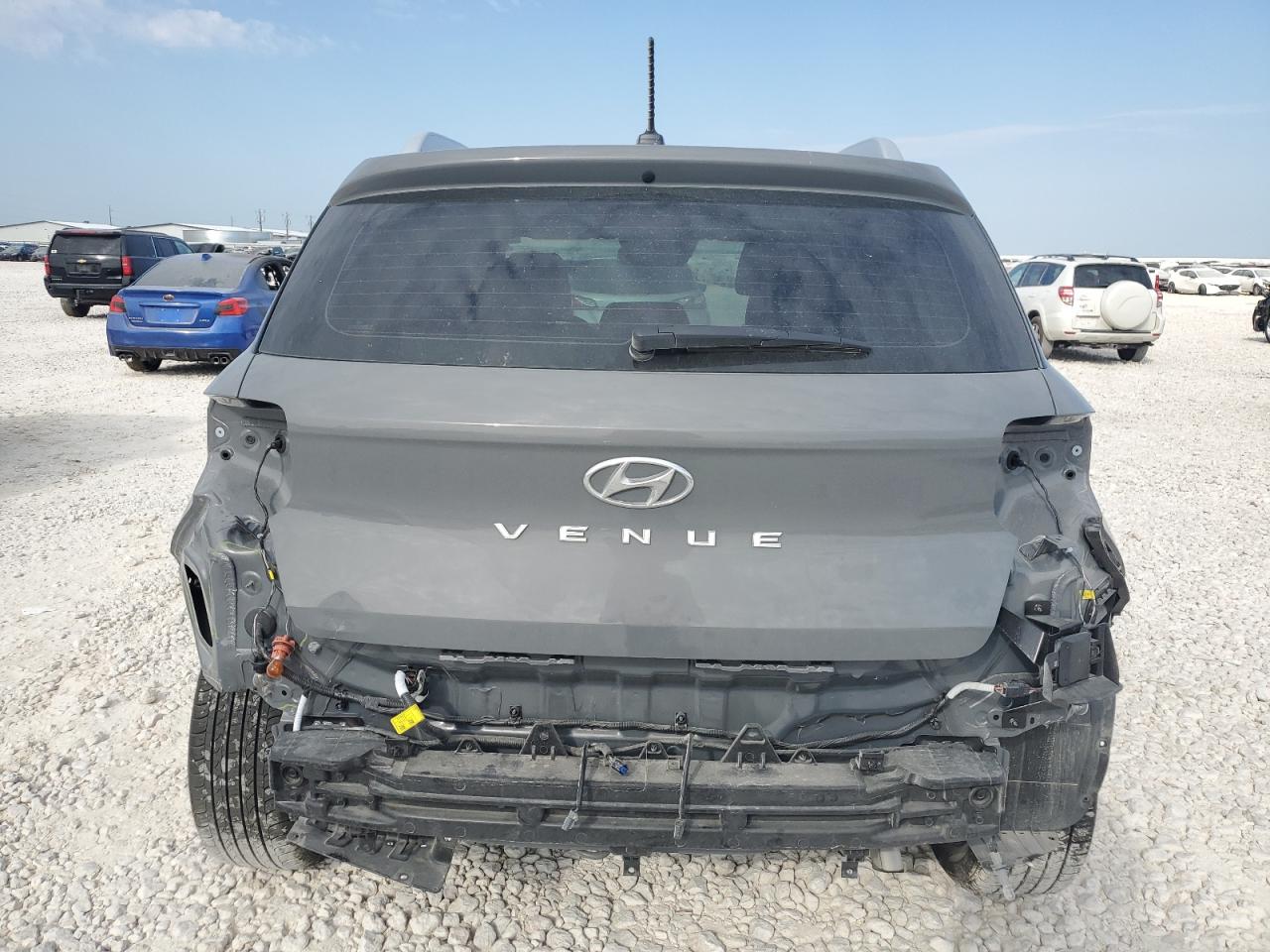 2023 HYUNDAI VENUE SEL VIN:KMHRC8A38PU233225