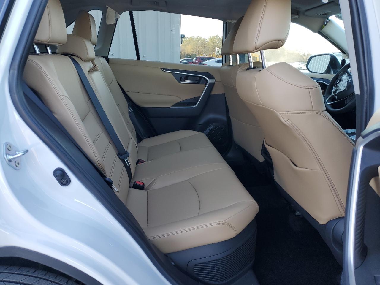 2024 TOYOTA RAV4 XLE PREMIUM VIN:4T3B6RFV0RU157258