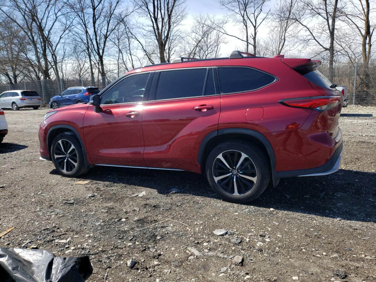 2022 TOYOTA HIGHLANDER XSE VIN:5TDJZRBH9NS212921