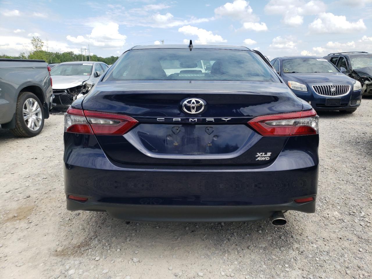 2022 TOYOTA CAMRY XLE VIN:4T1F11BKXNU070659