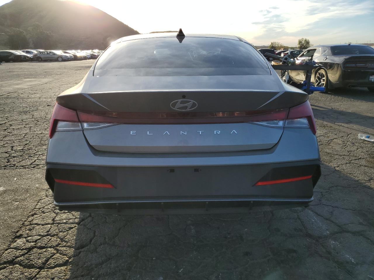 2024 HYUNDAI ELANTRA SEL VIN:KMHLM4DG3RU843983