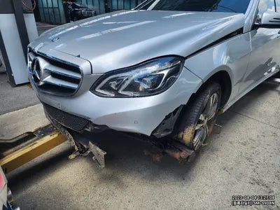 2016 Mercedes-Benz E 220 059KMWDDHF0AB6GB2 VIN:059KMWDDHF0AB6GB2