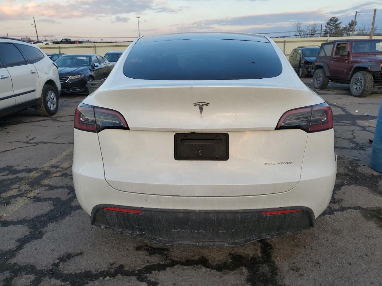 2023 TESLA MODEL Y  VIN:7SAYGDEE0PA056087
