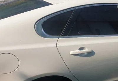 2016 Jaguar XF VIN: