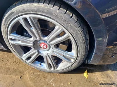 2017 Bentley Flying Spur V8 VIN:
