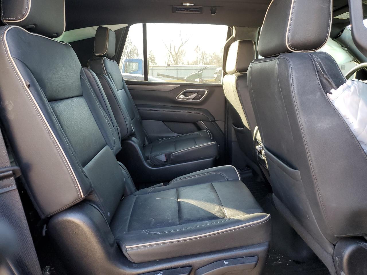 2022 GMC YUKON SLT VIN:1GKS2BKD3NR318572