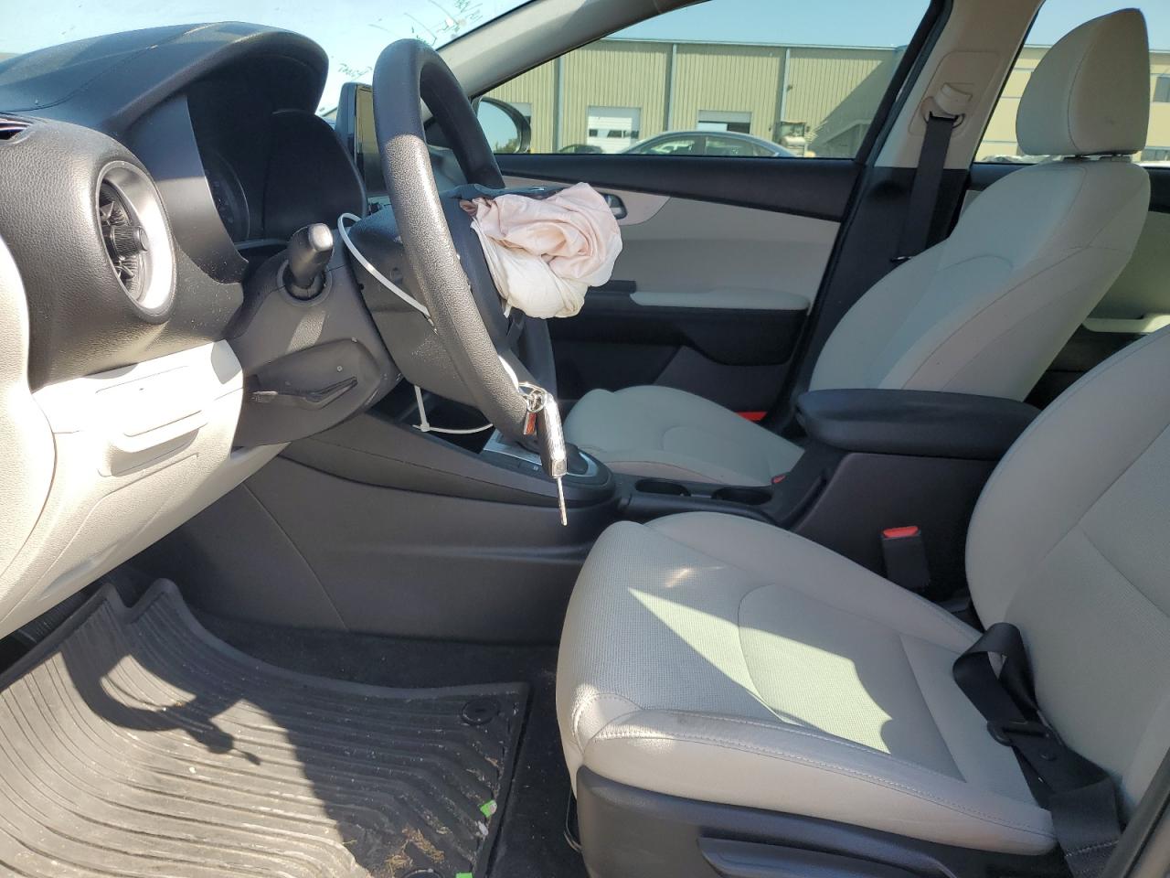 2022 KIA FORTE FE VIN:3KPF24AD0NE481914