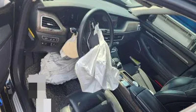 2018 Genesis G90 VIN: