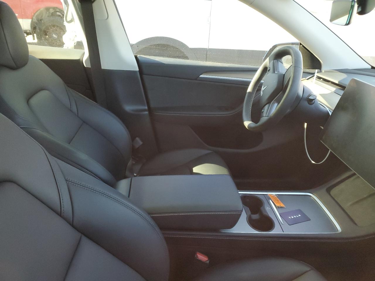 2023 TESLA MODEL Y  VIN:7SAYGDEE1PA192177