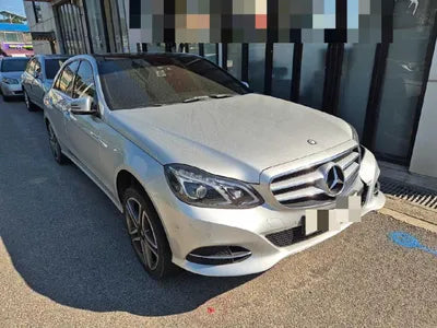 2015 Mercedes-Benz E 250 VIN: