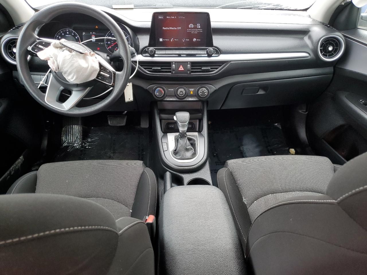 2022 KIA FORTE FE VIN:3KPF24AD2NE480828
