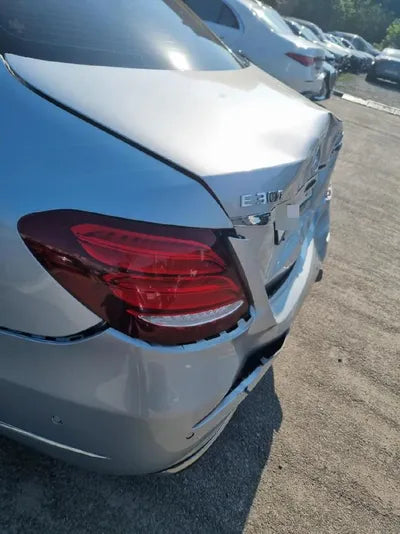 2017 Mercedes-Benz E 300 VIN: