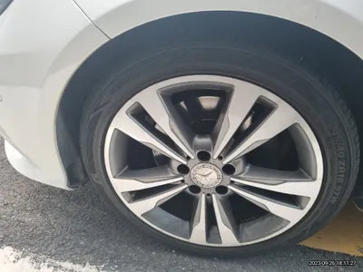 2014 Mercedes-Benz E 300 VIN: