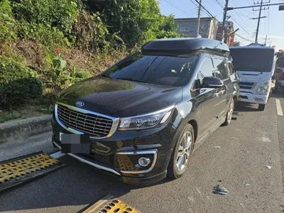 2017 Kia Carnival VIN: