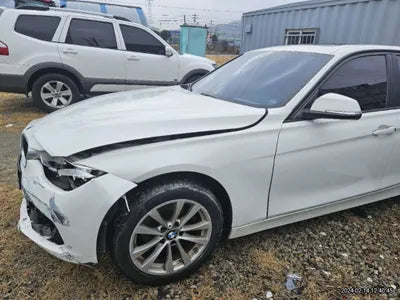 2016 BMW 320 WBA8C5102GK463453 VIN:WBA8C5102GK463453