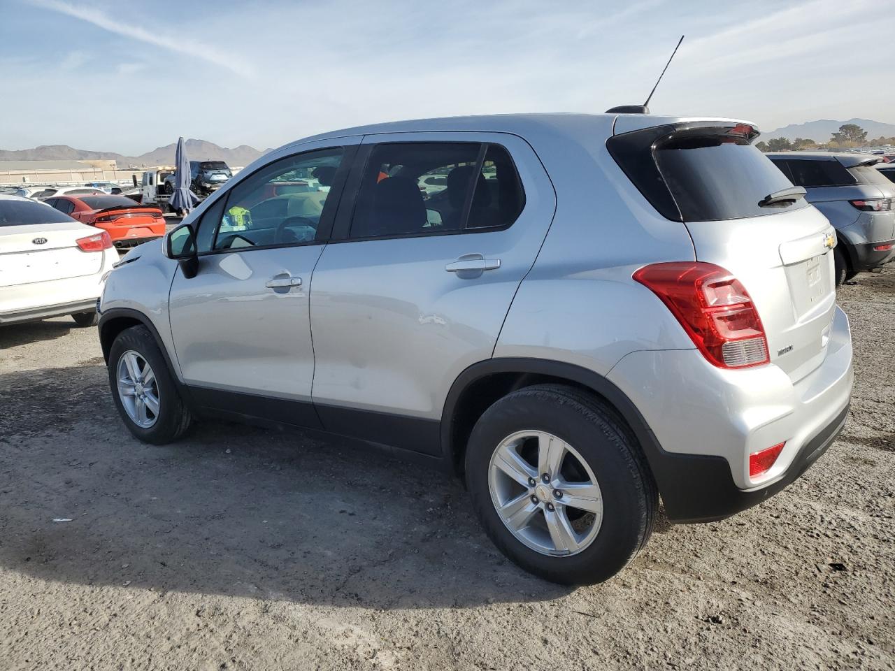 2022 CHEVROLET TRAX LS VIN:KL7CJKSM1NB526491