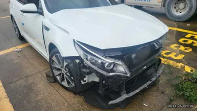 2016 Kia K5 KNAGX411BGA013667 VIN:KNAGX411BGA013667
