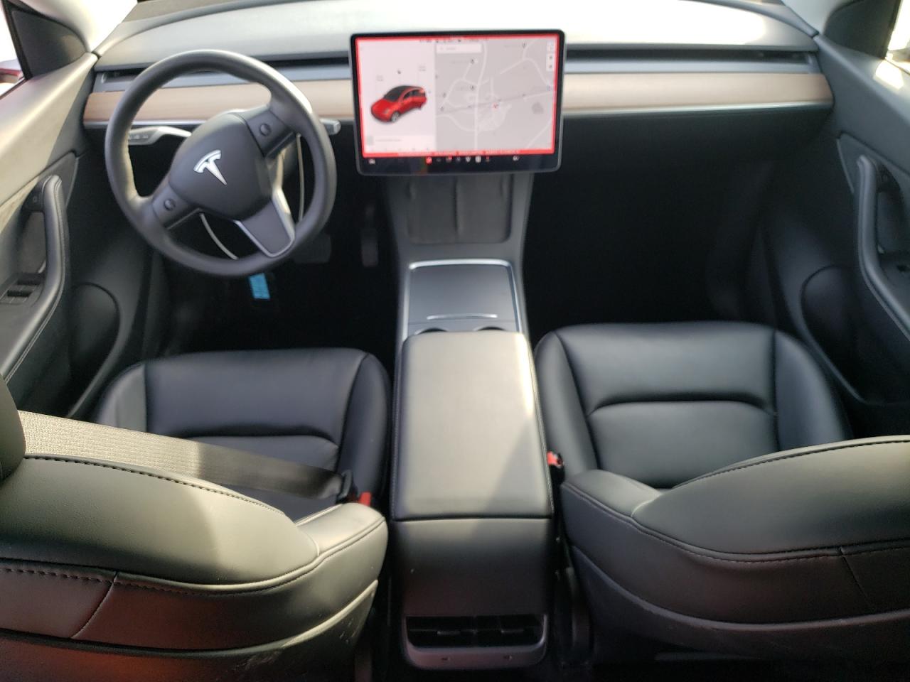 2022 TESLA MODEL Y  VIN:7SAYGDEE3NF321097